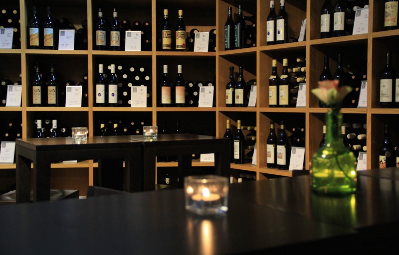 magasin-FAYENCE-min_wine_vinorama_wine_bottle_cellar_red_wine_wines_storage_wine_rack-1077047